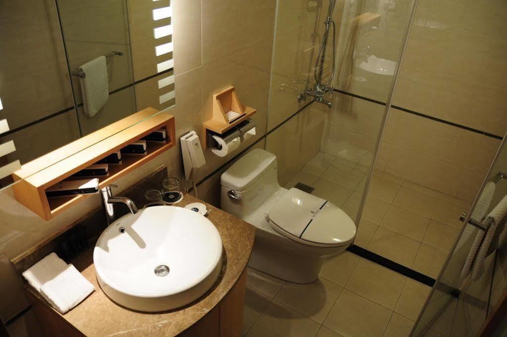 לודונג Jin Hua Hotel מראה חיצוני תמונה